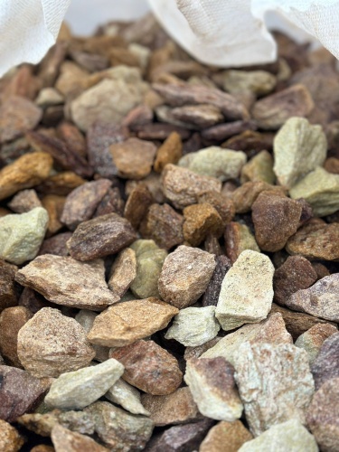 Златолит персиковый декоративная каменная крошка купить в Челябинской области