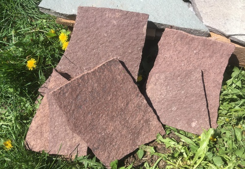 Плитняк лемезит бордовый для цоколя 1,5-2 см купить в Челябинской области