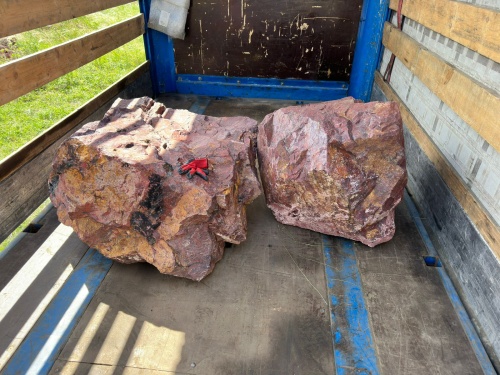 Ландшафтные глыбы красно-фиолетовые 200-1000 килограмм купить в Челябинской области
