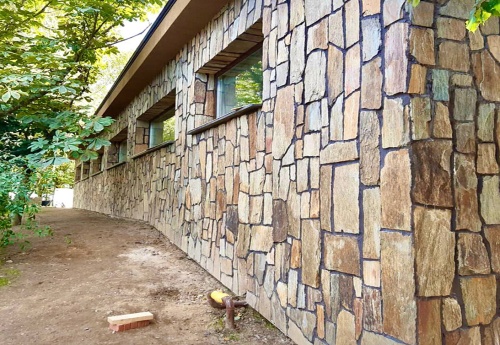 Плитняк кора дерева для цоколя, отмостки купить в Челябинской области